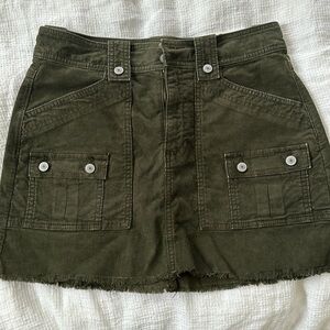 💚 NWT high rise A-Line skirt